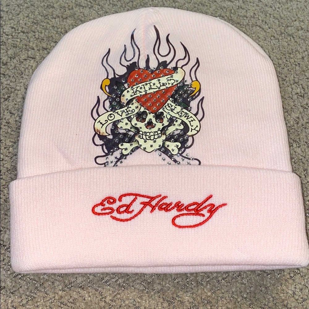 Ed Hardy Beanie embroidered and rhinestones in Blush Pink